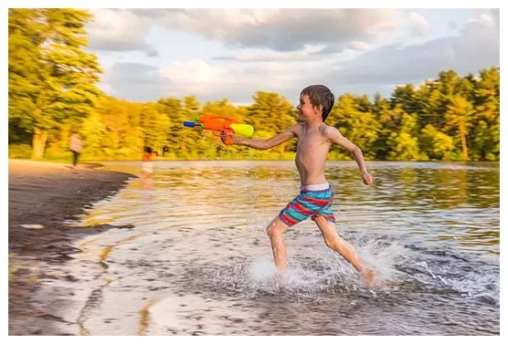 Los mejores juegos de playa para adultos y niños