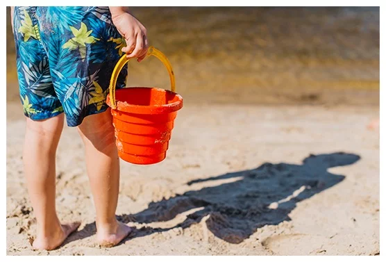 Los mejores juegos de playa para adultos y niños